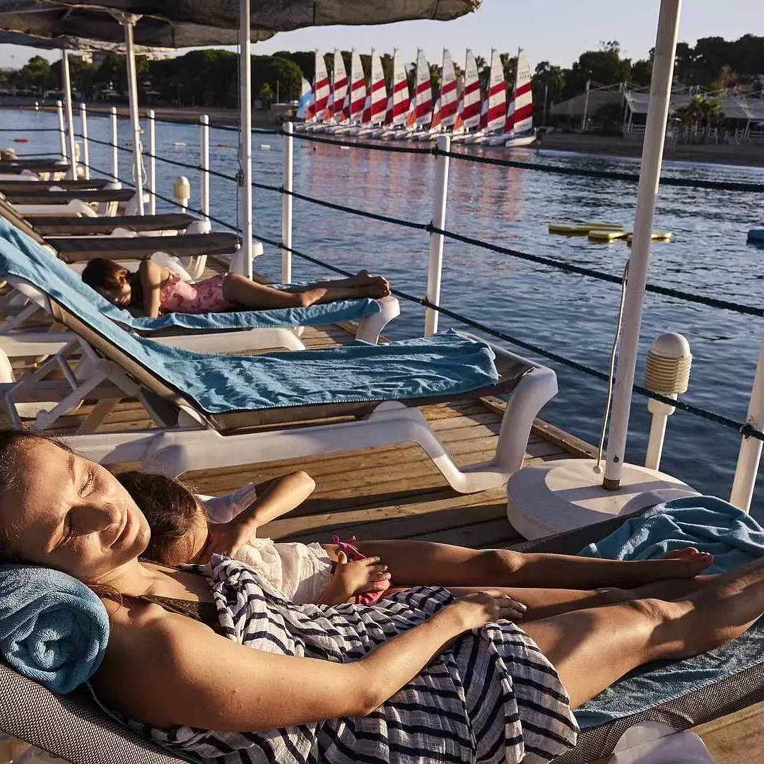 robinson pamfilya sonnenliegen