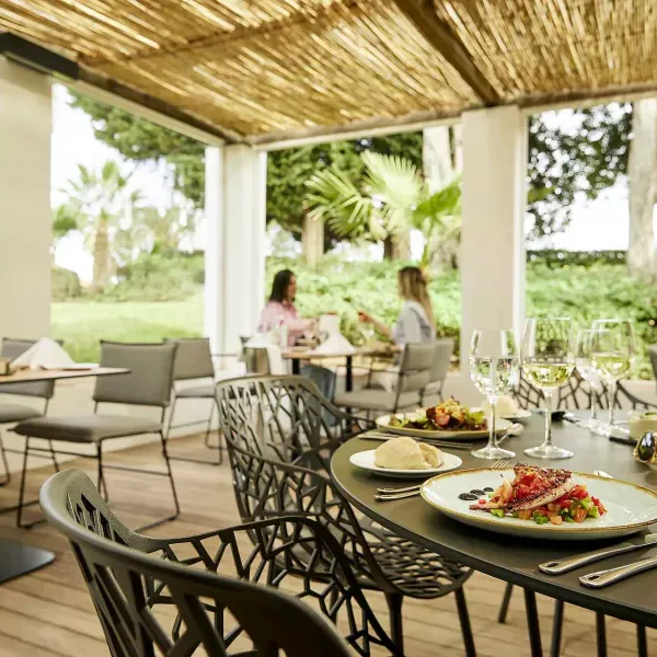 ROBINSON Quinta da Ria Restaurant Terrasse