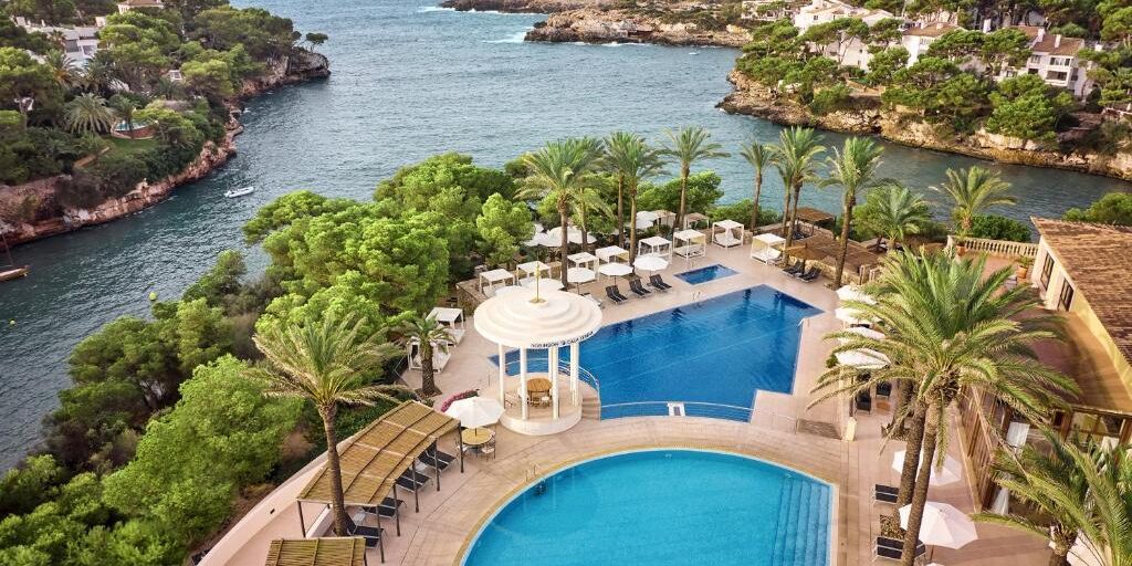 robinson cala serena